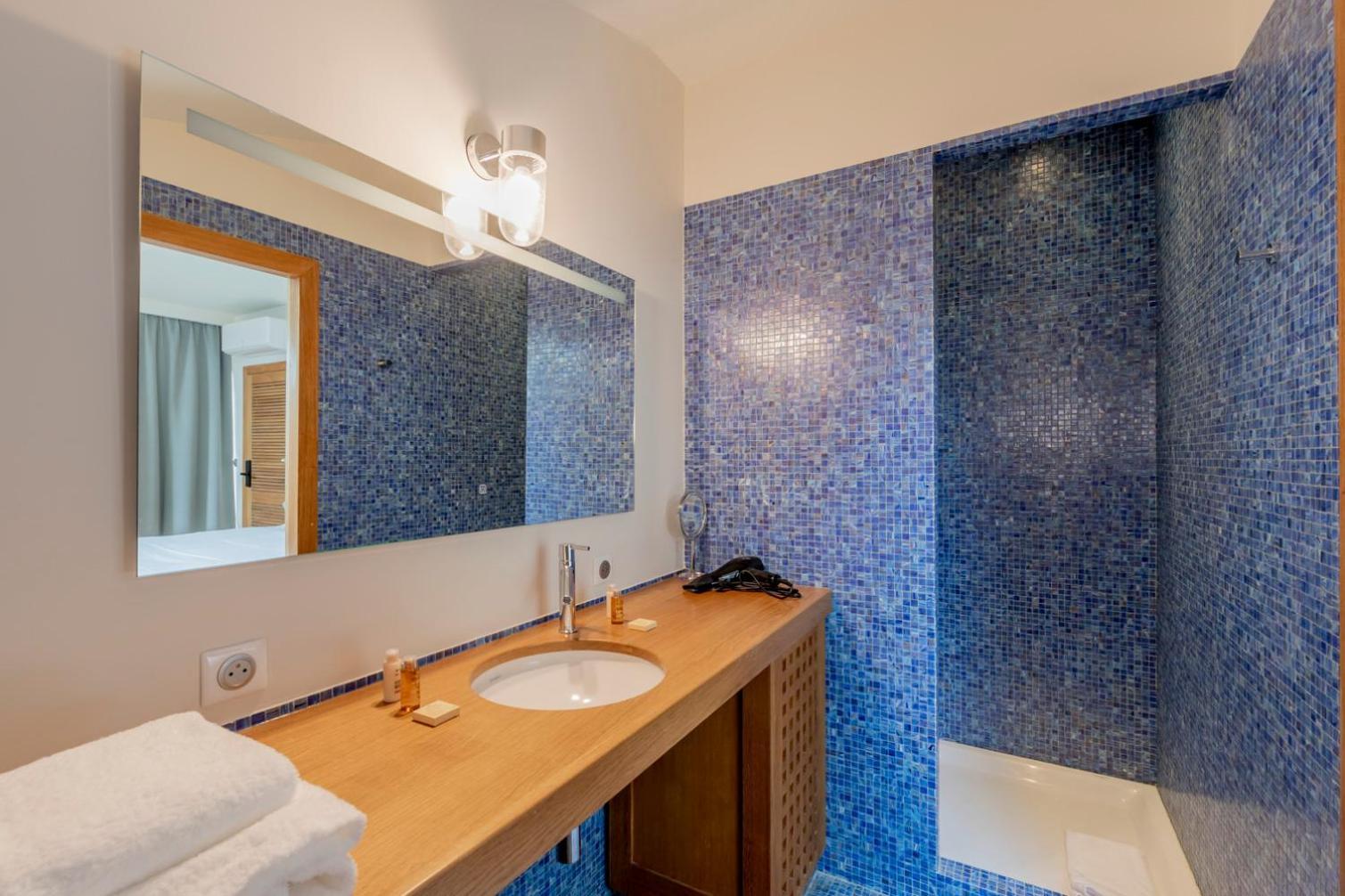 Residence Les Suites Du Port - By Le Saint Ferdinand Arcachon Luaran gambar