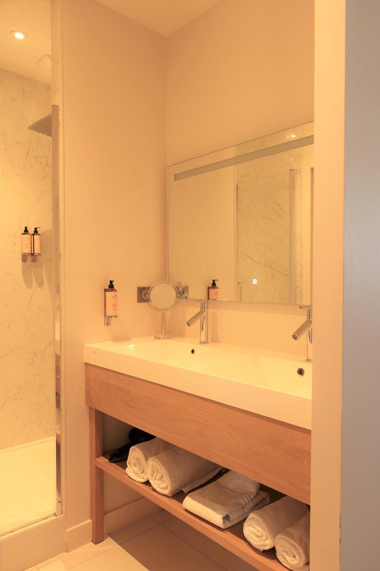 Residence Les Suites Du Port - By Le Saint Ferdinand Arcachon Luaran gambar
